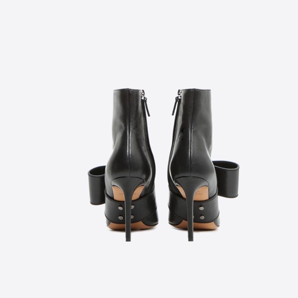 Valentino Garavani leather black ankle boots with bow size EU 38 US 7.5 - Picture 16 of 17